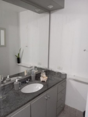 Residencial com Serviço